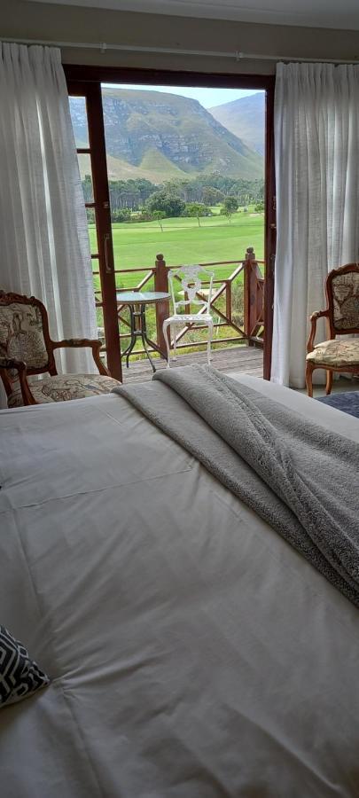 Mulligans Guest Lodge Херманус Екстериор снимка