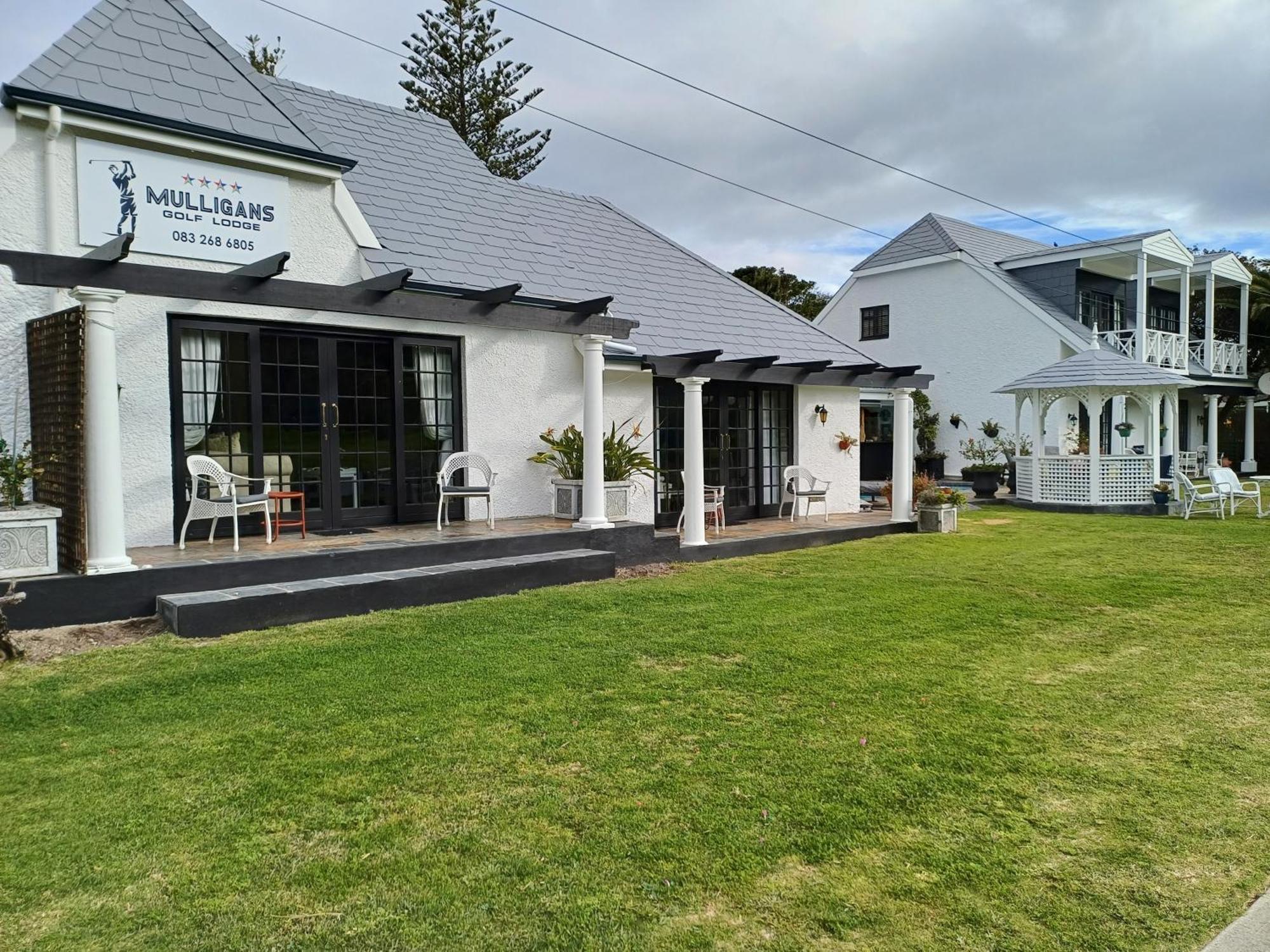 Mulligans Guest Lodge Херманус Екстериор снимка