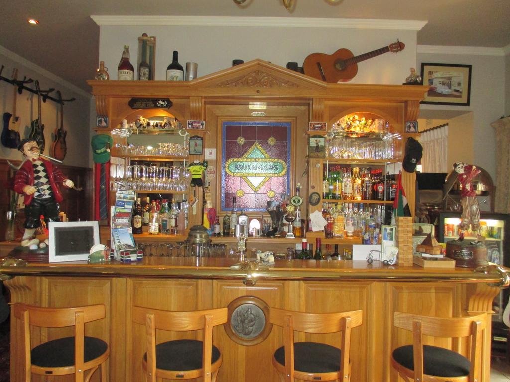 Mulligans Guest Lodge Херманус Екстериор снимка
